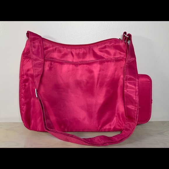 Lug pink purse and wallet combo. Key chain incl - Picture 6 of 6